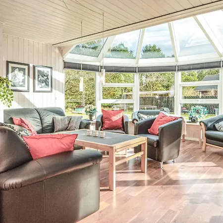 Beautiful Home In Blavand With Sauna Holiday home *