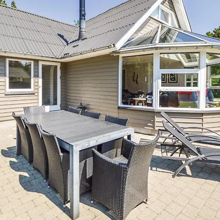 Beautiful Home In Blavand With Sauna Blavand