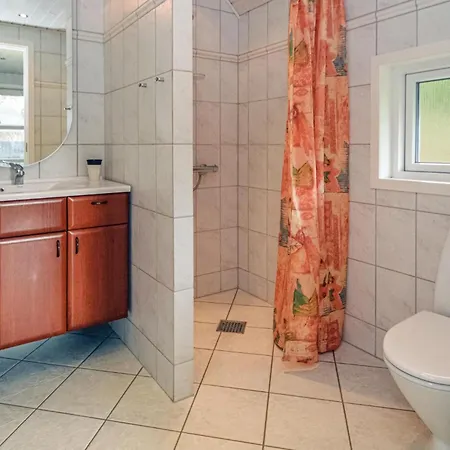 Beautiful Home In Blavand With Sauna Holiday home *